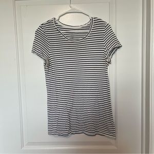 Gap Favorite T Striped Size Large